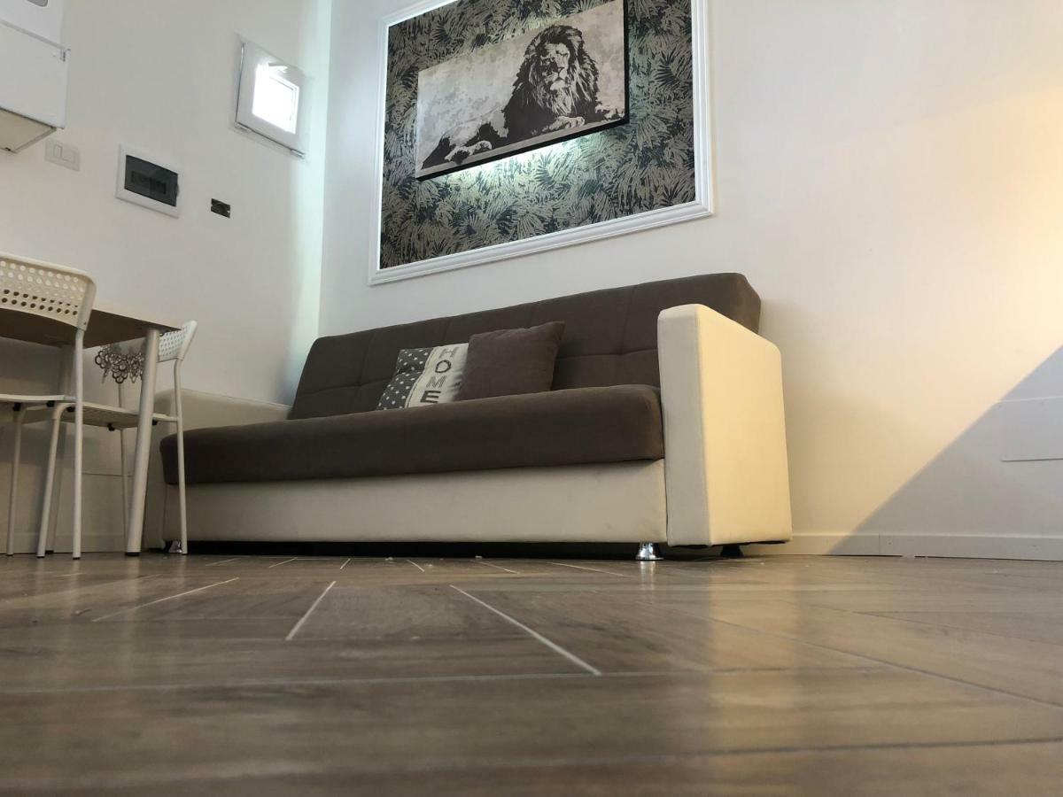 Camaldoli House Apartment Milan Bagian luar foto
