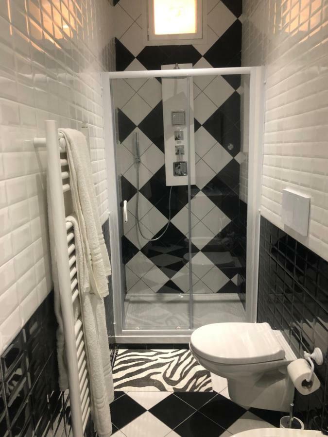 Camaldoli House Apartment Milan Bagian luar foto