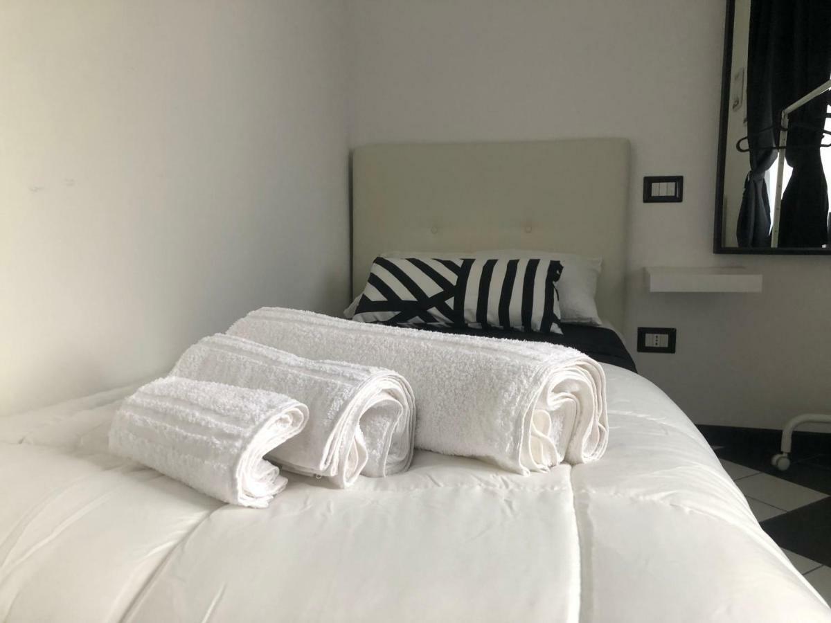 Camaldoli House Apartment Milan Bagian luar foto